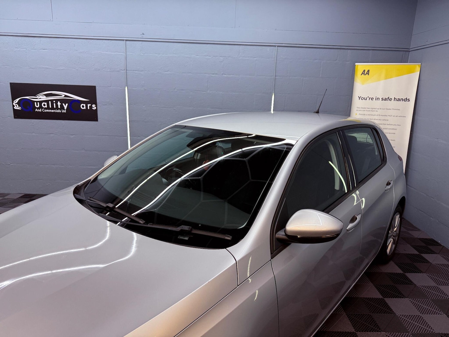 Used Peugeot 308 2015 for sale - 76572331: Photo 4