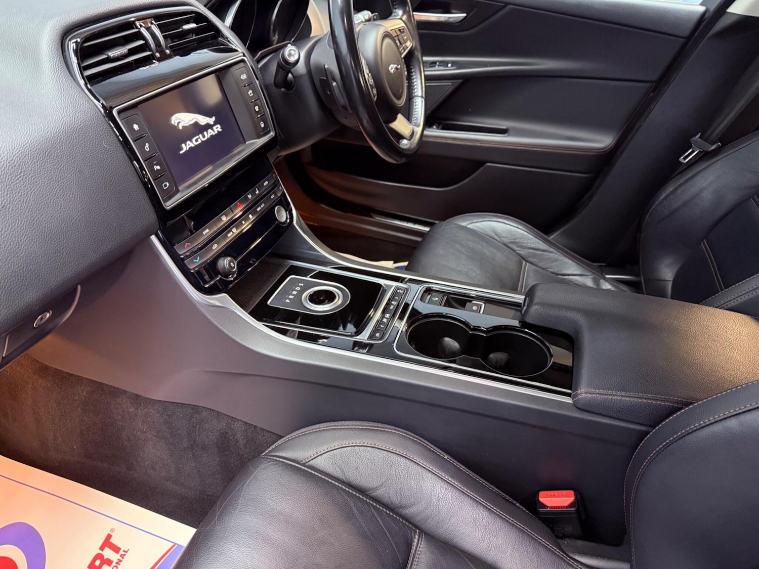 Used Jaguar XE 2016 for sale - 78058064: Photo 30