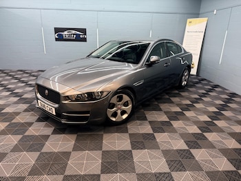 Used Jaguar XE 2016 for sale - 78058064: Photo