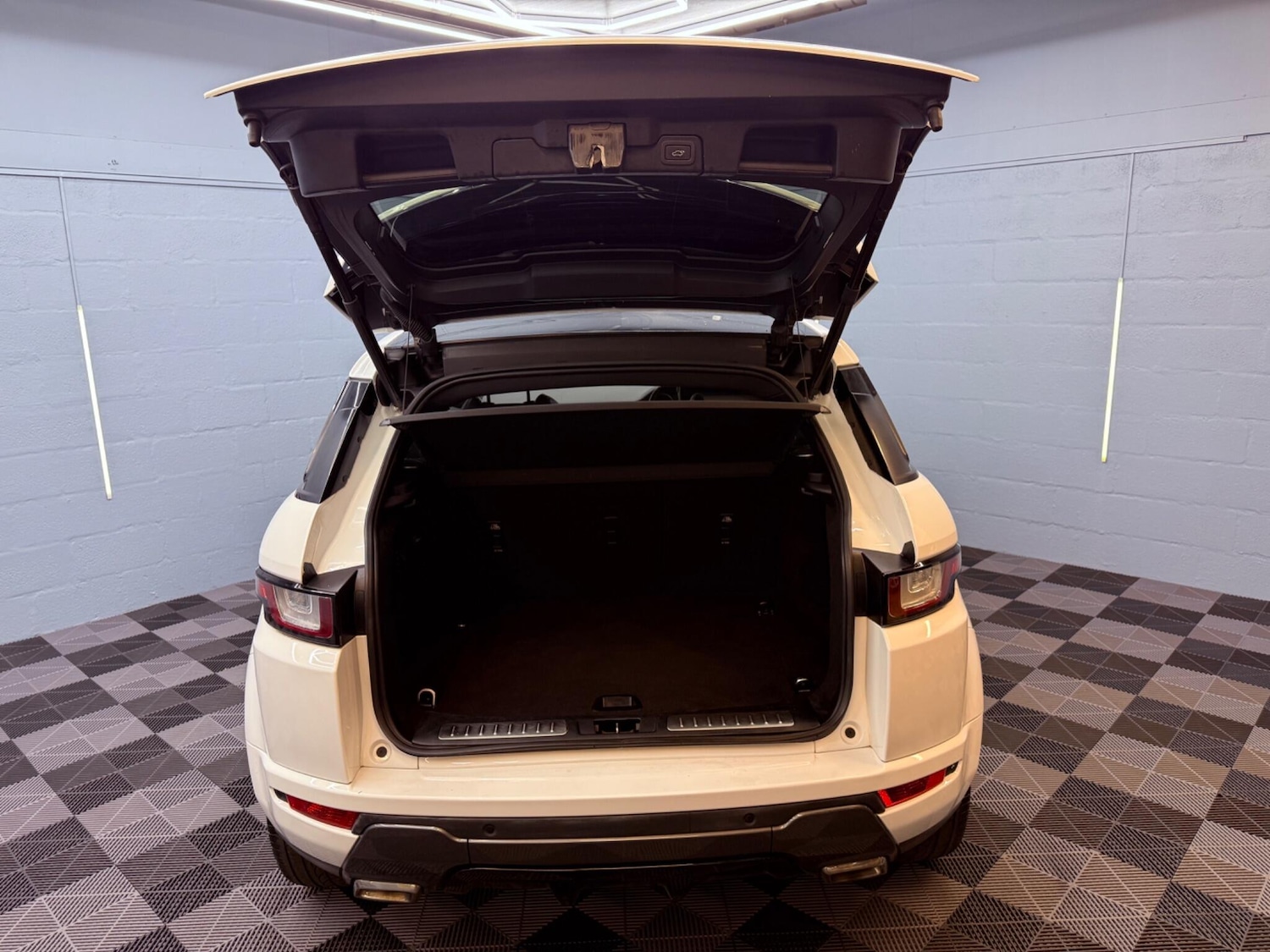 Used Land Rover Range Rover Evoque 2016 for sale - 77175405: Photo 47