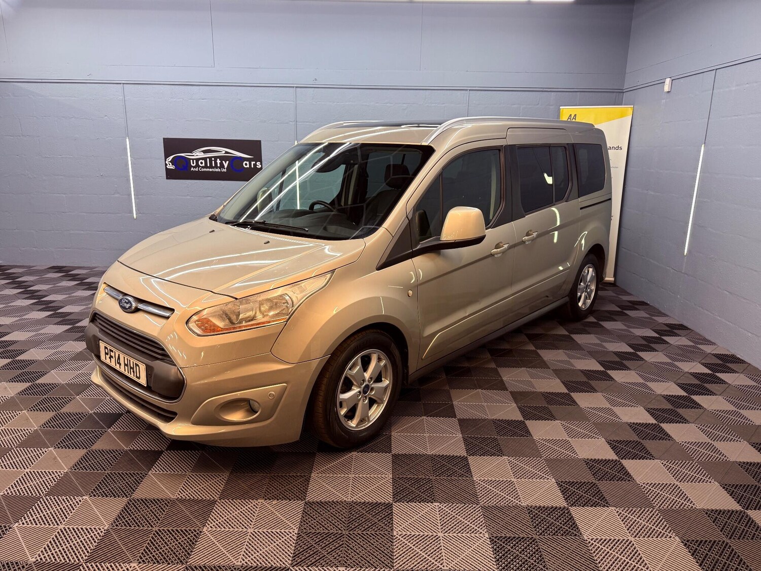 Used Ford Grand Tourneo Connect 2014 for sale - 77479188: Photo 7