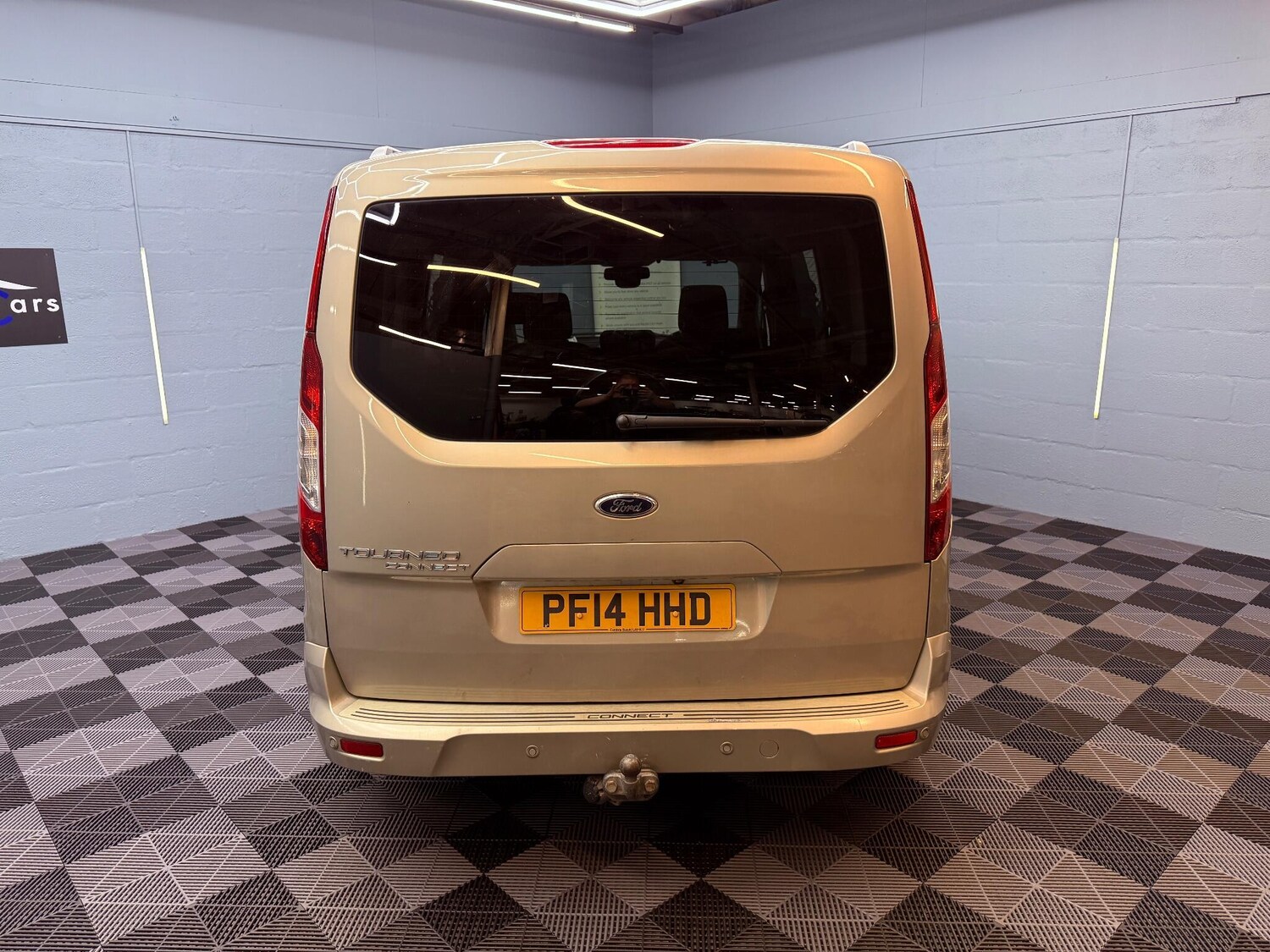 Used Ford Grand Tourneo Connect 2014 for sale - 77479188: Photo 8