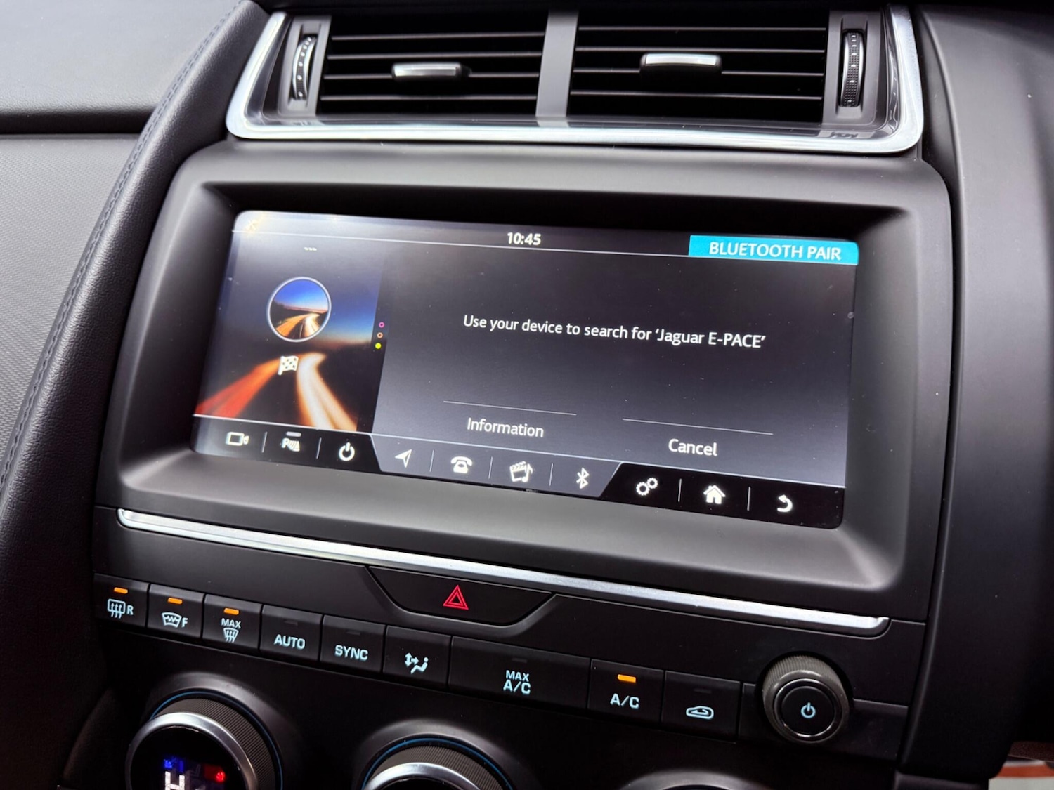 Used Jaguar E-Pace 2019 for sale - 77091378: Photo 11