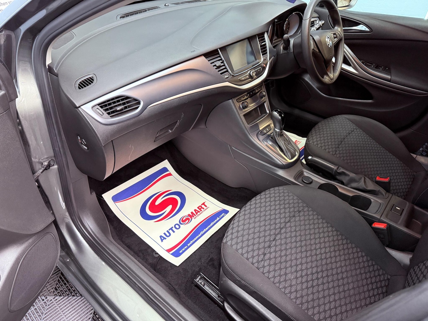 Used Vauxhall Astra 2019 for sale - 76619610: Photo 24