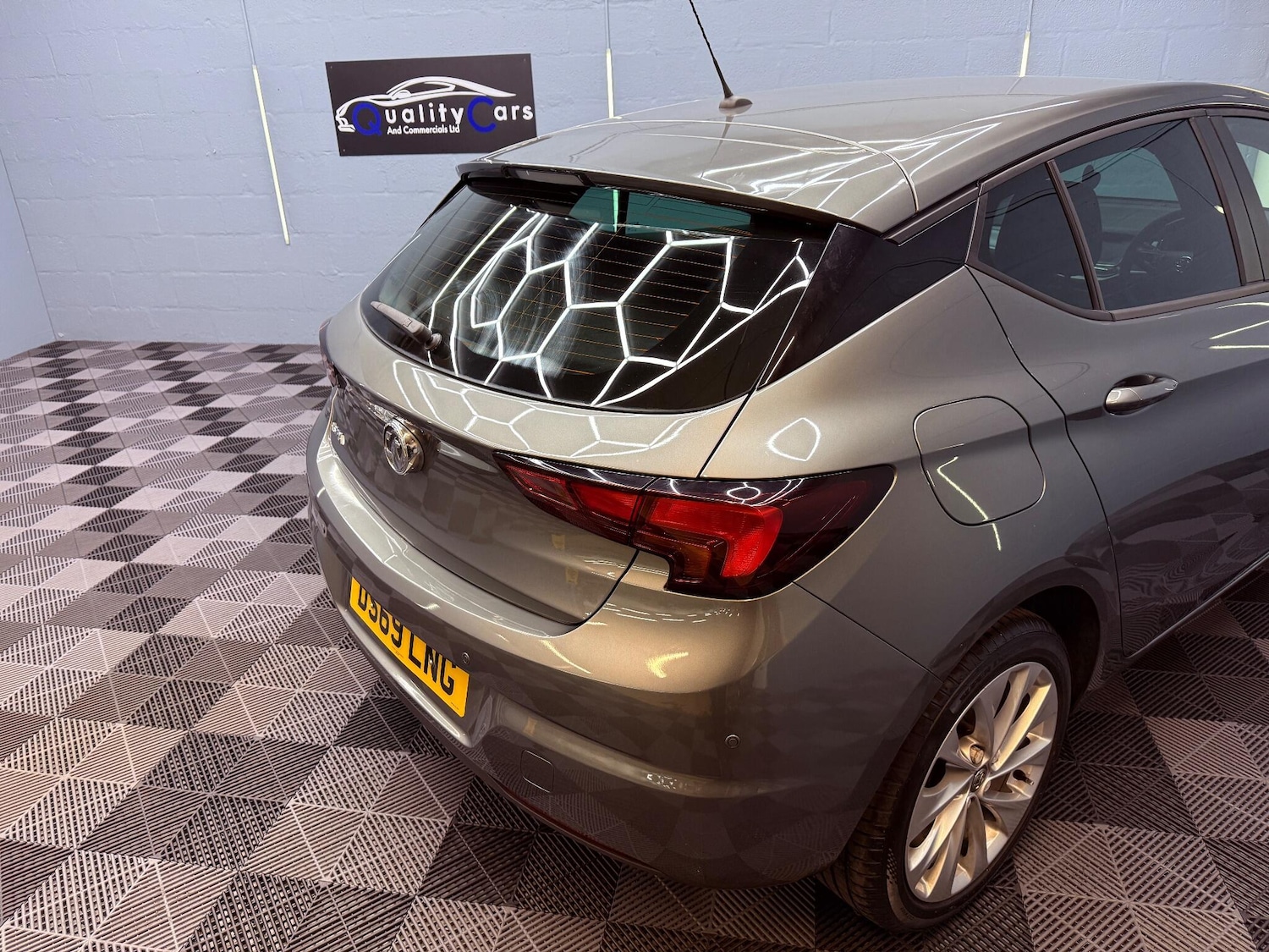 Used Vauxhall Astra 2019 for sale - 76619610: Photo 32