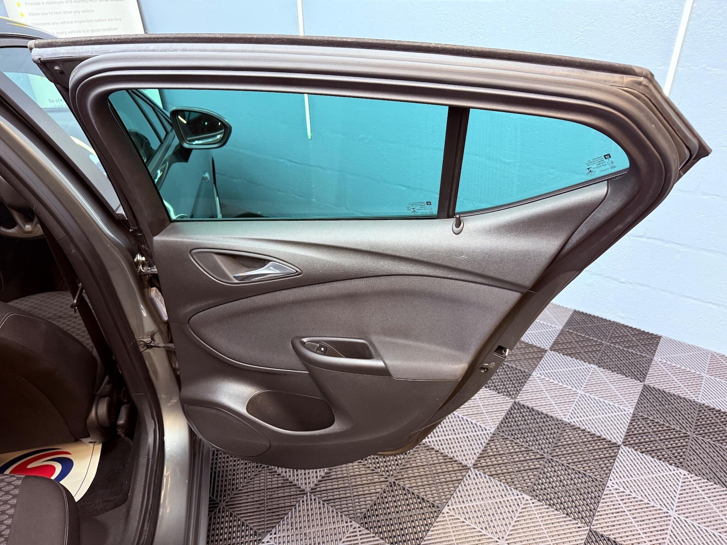 Used Vauxhall Astra 2019 for sale - 76619610: Photo 34