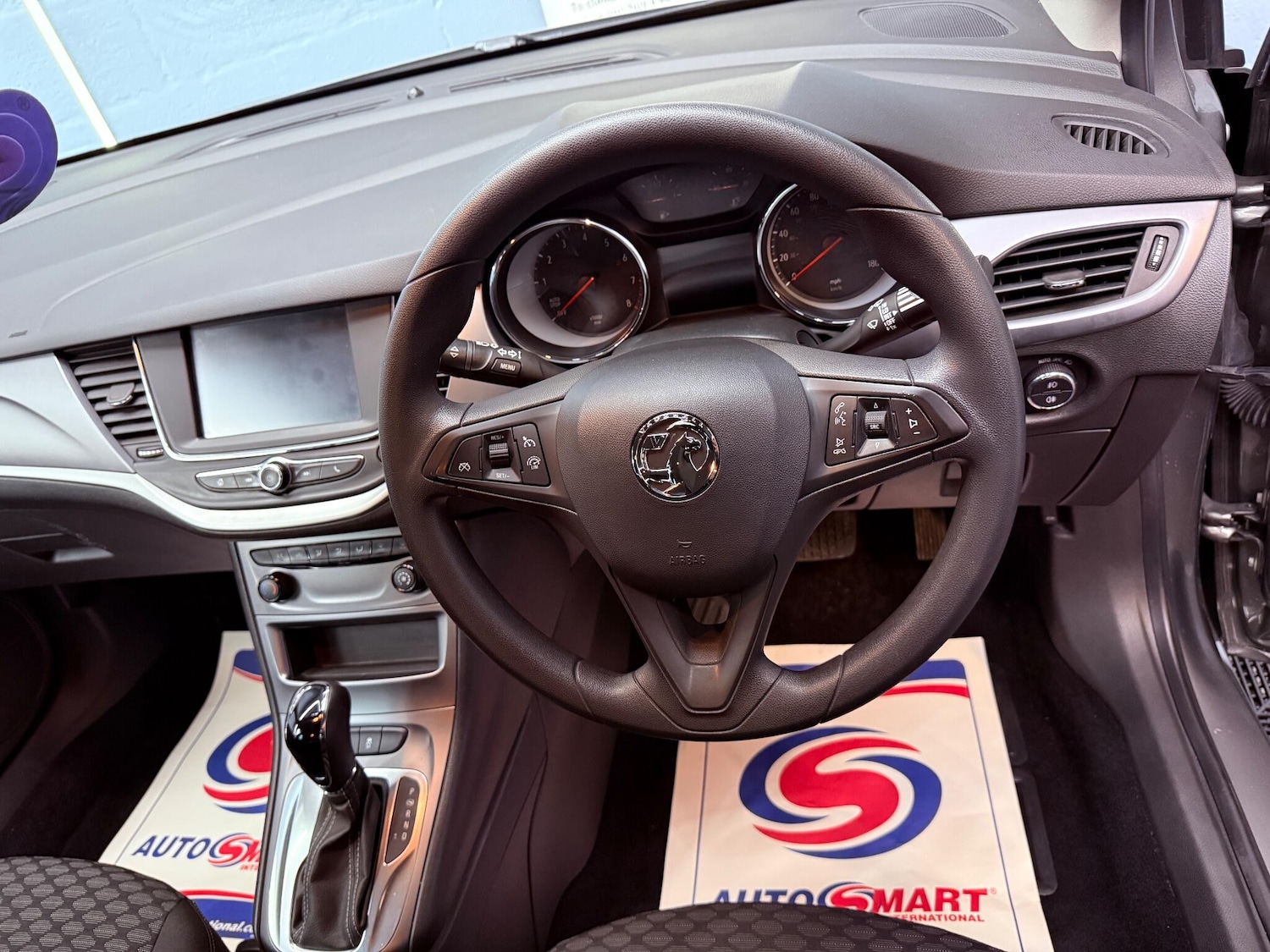 Used Vauxhall Astra 2019 for sale - 76619610: Photo 42