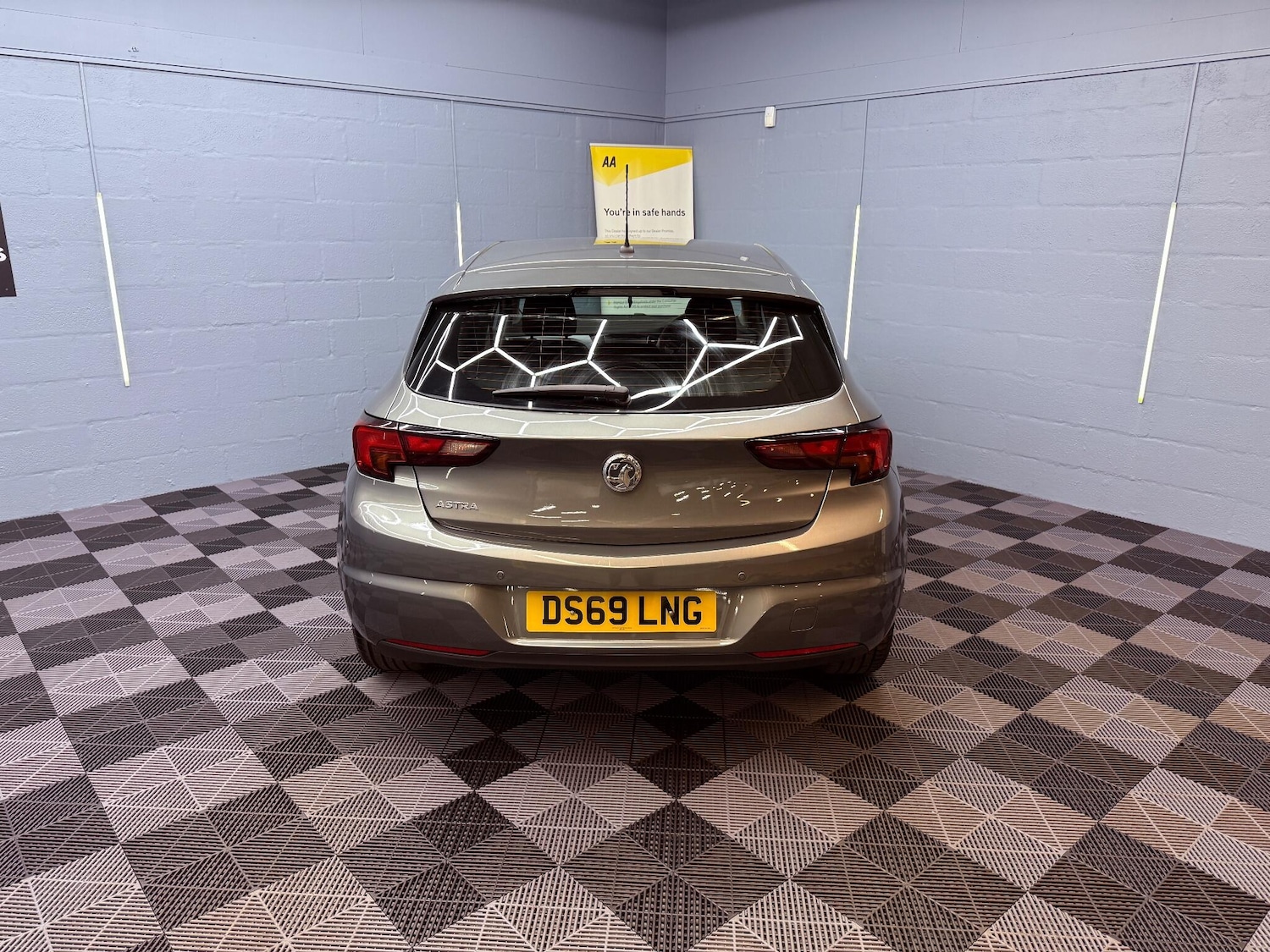 Used Vauxhall Astra 2019 for sale - 76619610: Photo 46