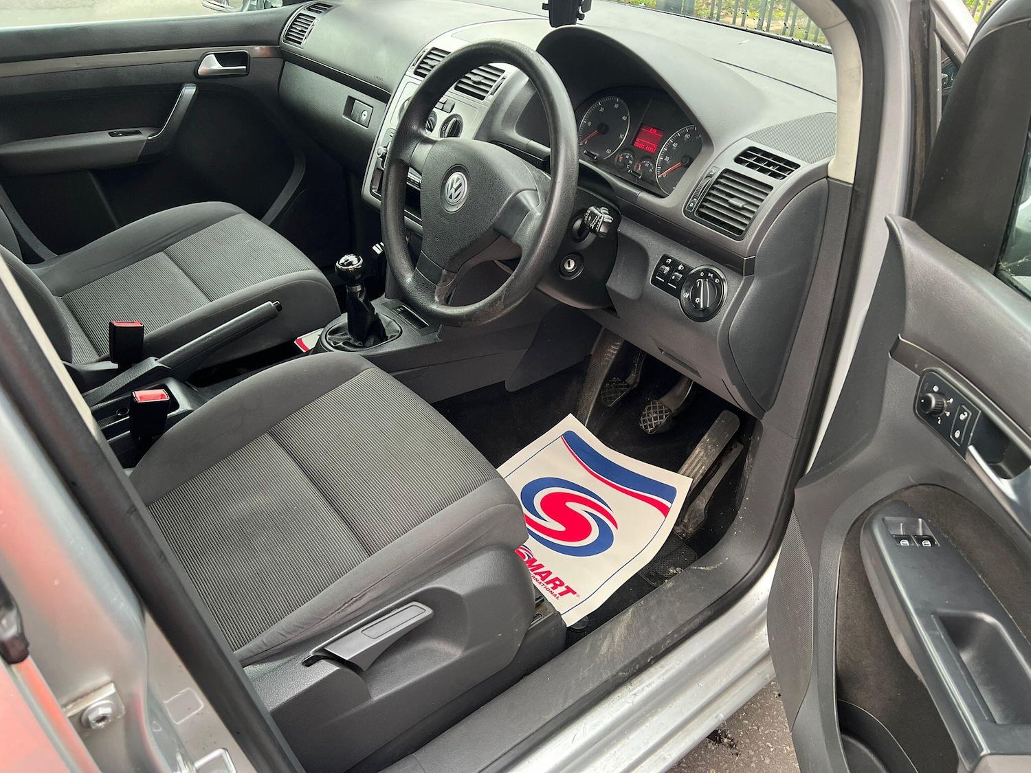 Used Volkswagen Touran 2010 for sale - 76714558: Photo 10