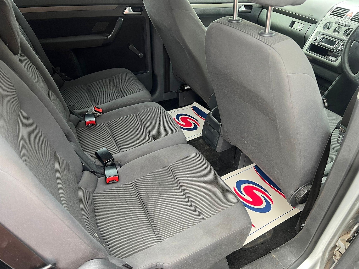 Used Volkswagen Touran 2010 for sale - 76714558: Photo 11