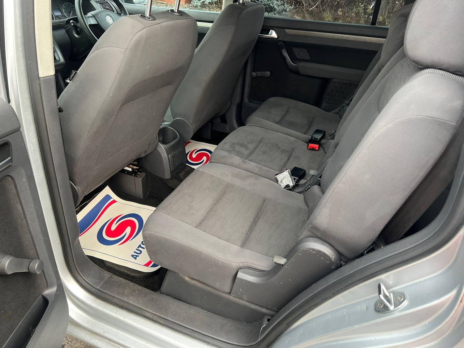 Used Volkswagen Touran 2010 for sale - 76714558: Photo 12