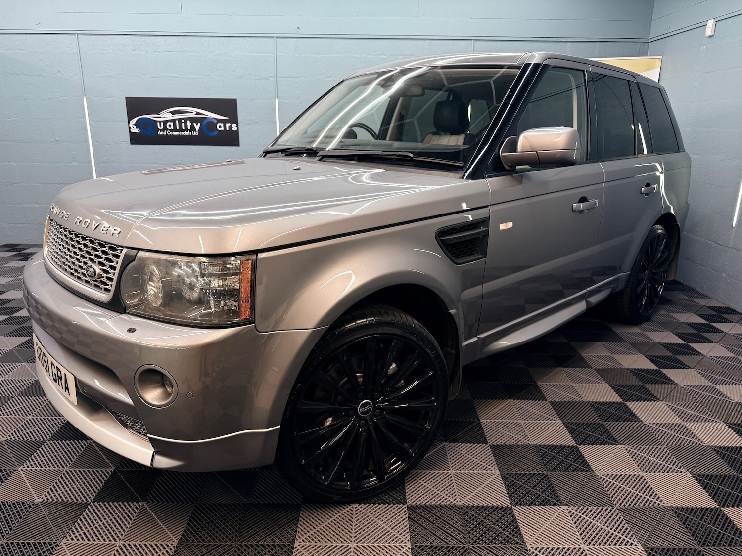 Used Land Rover Range Rover Sport 2011 for sale - 76174701: Photo 1