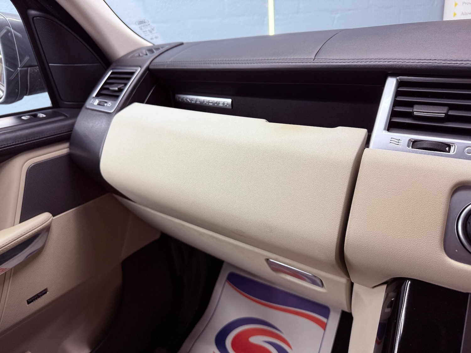 Used Land Rover Range Rover Sport 2011 for sale - 76174701: Photo 15