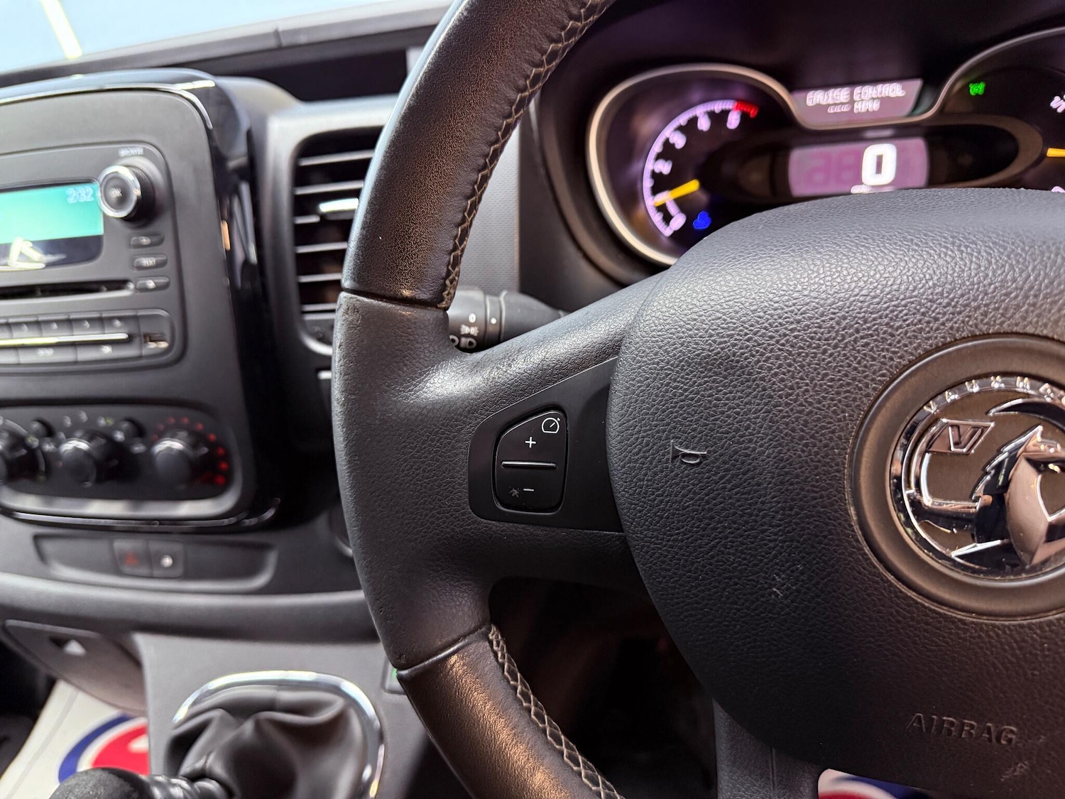 Used Vauxhall Vivaro 2016 for sale - 76538061: Photo 15