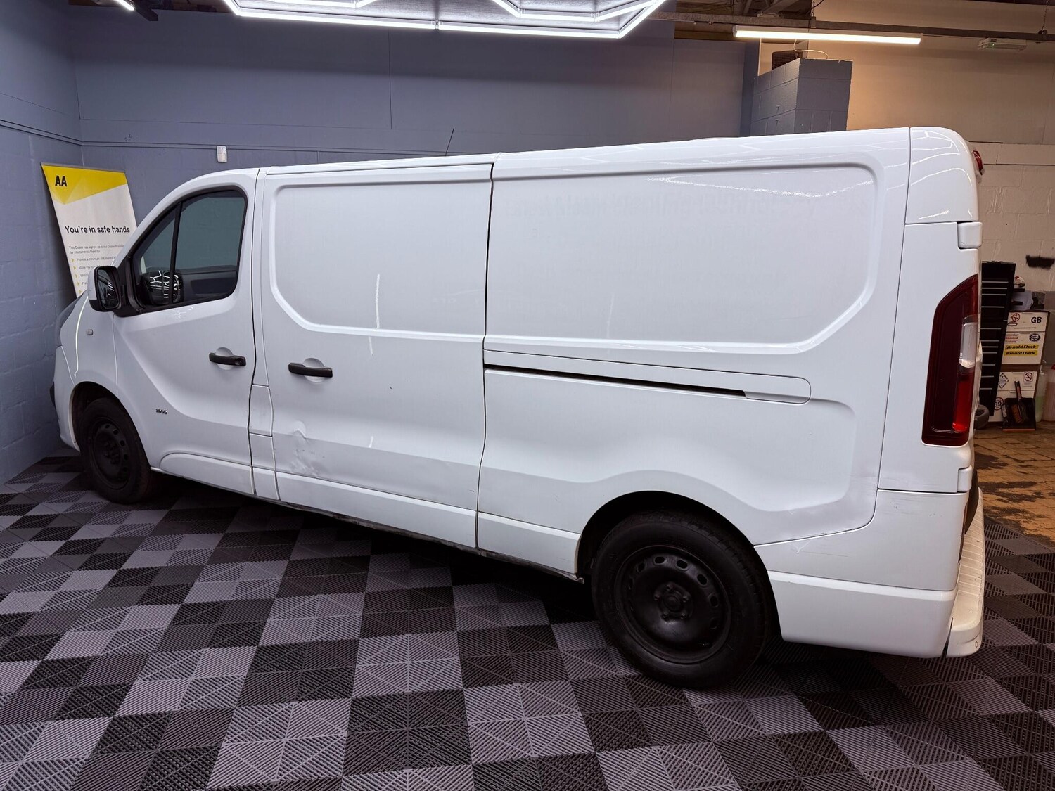 Used Vauxhall Vivaro 2016 for sale - 76538061: Photo 31