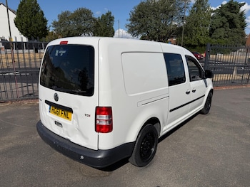 Used Volkswagen Caddy Maxi 2011 for sale - 79247870: Photo