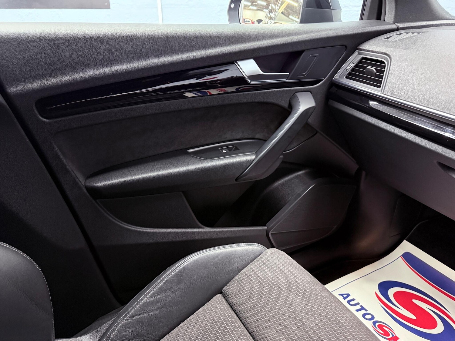 Used Audi Q5 for sale - 76997412: Photo 50