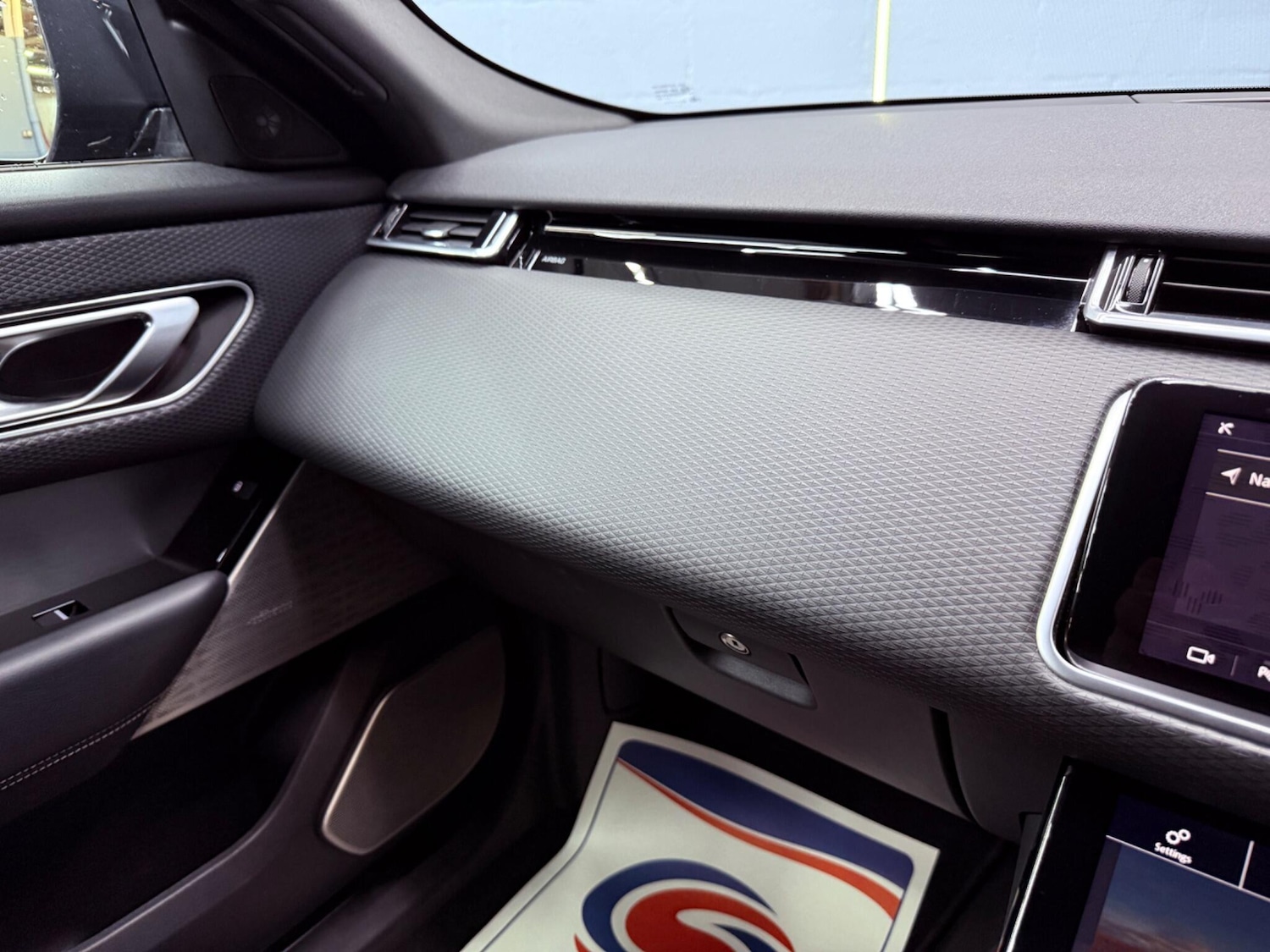 Used Land Rover Range Rover Velar for sale - 77598963: Photo 19