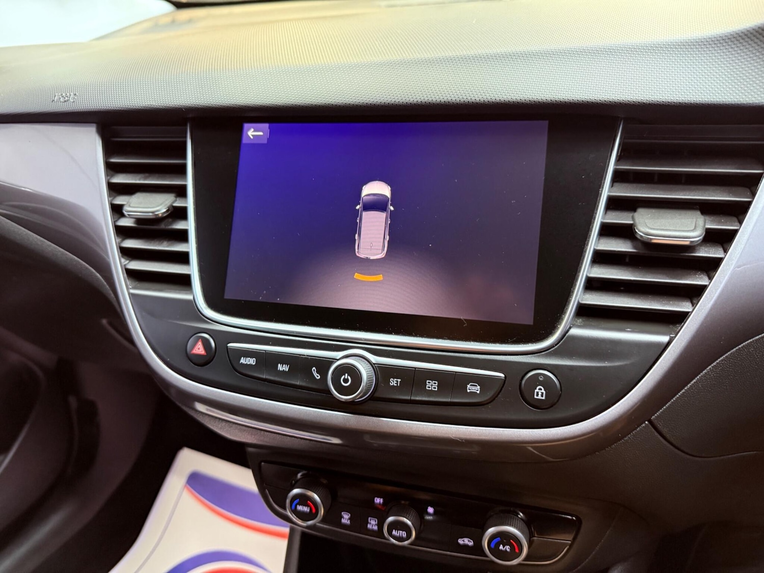 Used Vauxhall Crossland X 2018 for sale - 77305293: Photo 8