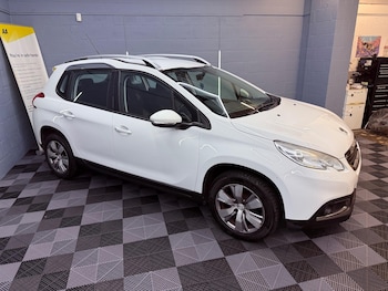 Used Peugeot 2008 2015 for sale - 76538465: Photo