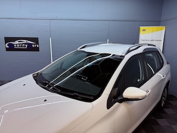 Used Peugeot 2008 2015 for sale - 76538465: Photo