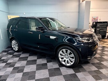 Used Land Rover Discovery 2017 for sale - 77229899: Photo