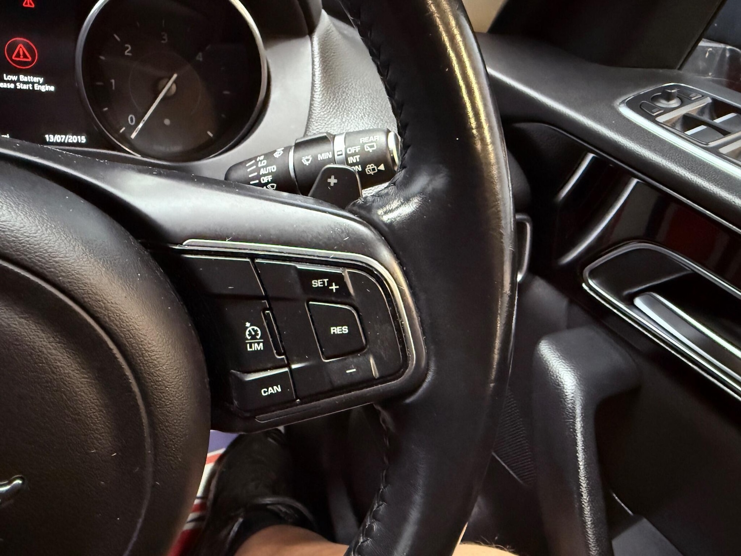 Used Jaguar F-Pace 2017 for sale - 75953865: Photo 18