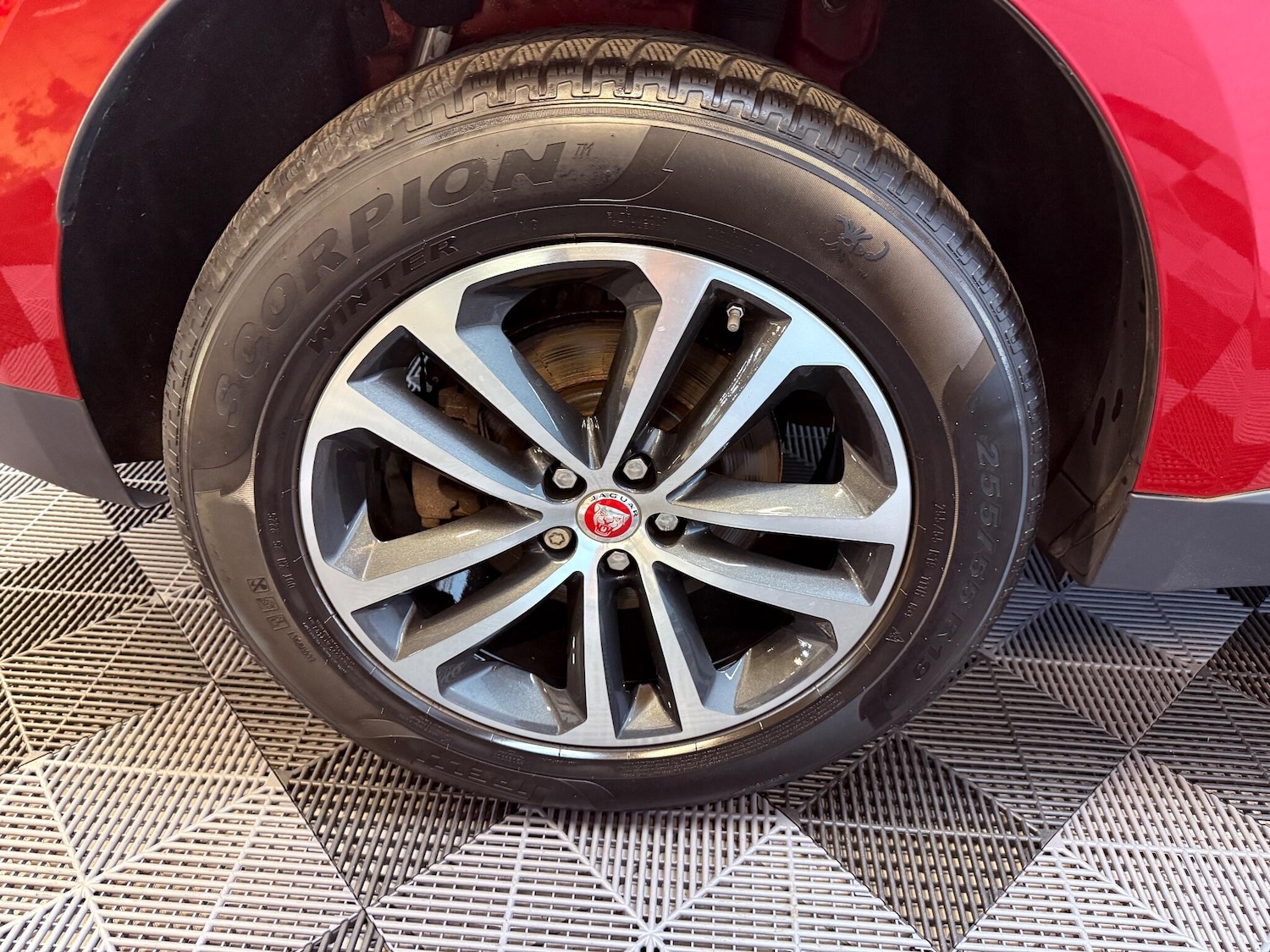 Used Jaguar F-Pace 2017 for sale - 75953865: Photo 27