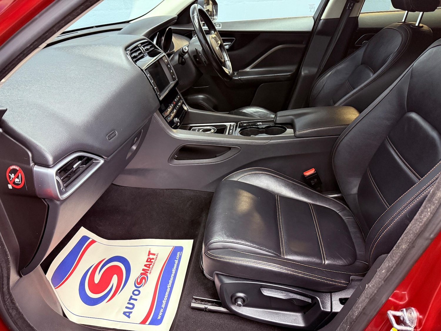 Used Jaguar F-Pace 2017 for sale - 75953865: Photo 33