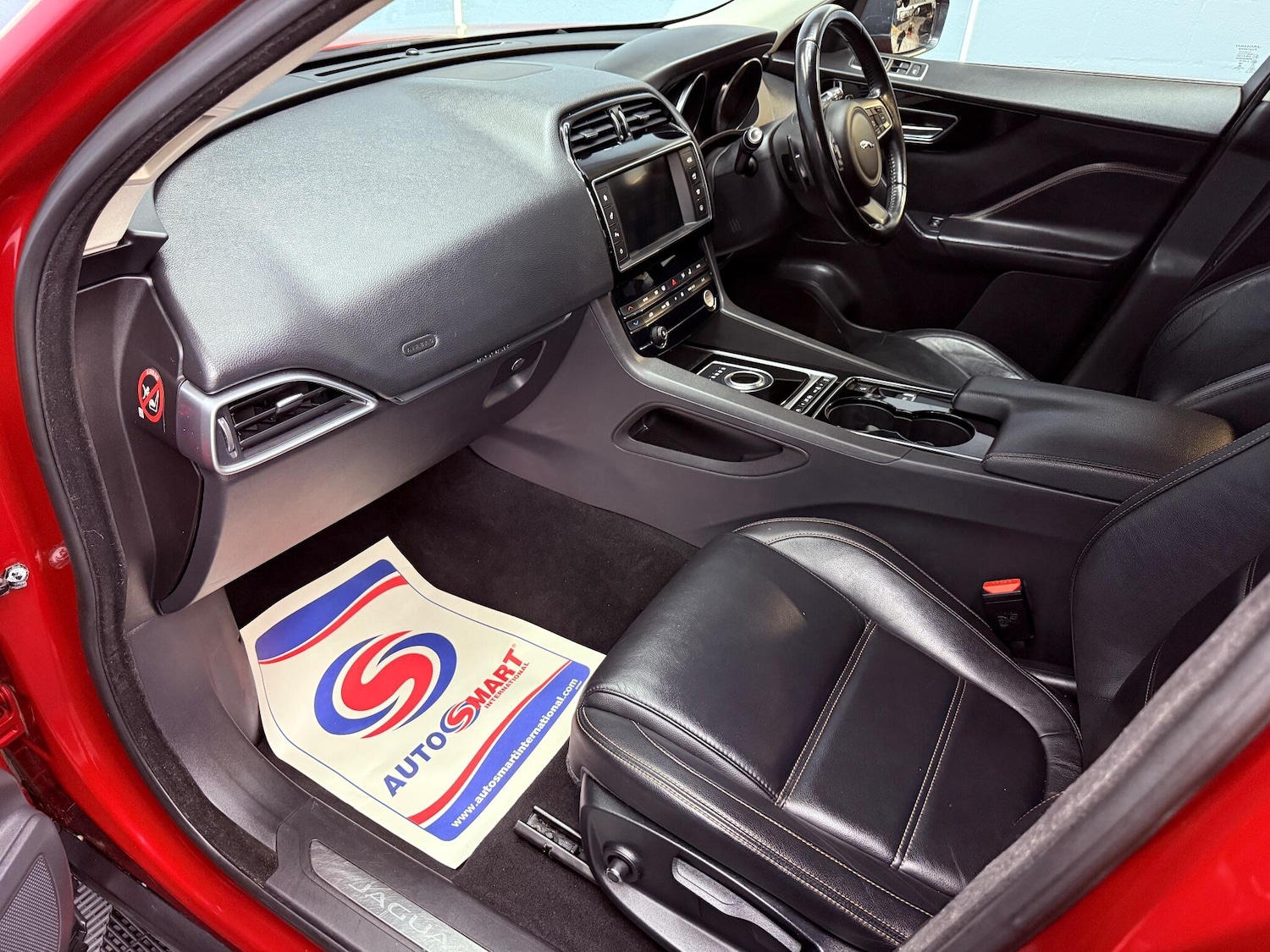 Used Jaguar F-Pace 2017 for sale - 75953865: Photo 34