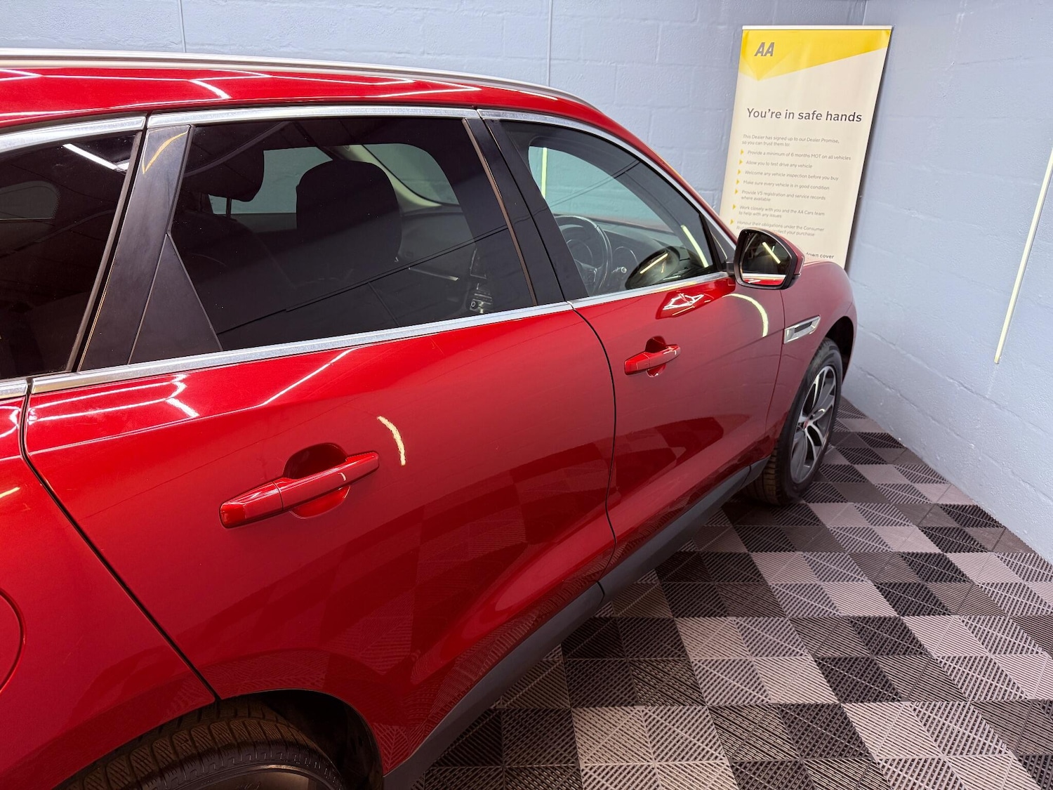 Used Jaguar F-Pace 2017 for sale - 75953865: Photo 43