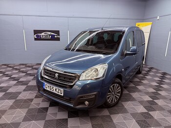 Used Peugeot Partner Tepee 2015 for sale - 78471420: Photo