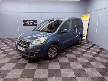 Used Peugeot Partner Tepee 2015 for sale - 78471420: Photo