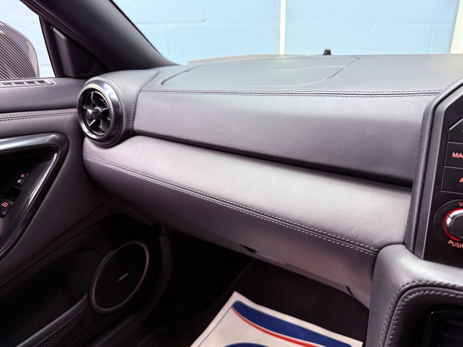 Used Nissan GT-R 2017 for sale - 77646780: Photo 33