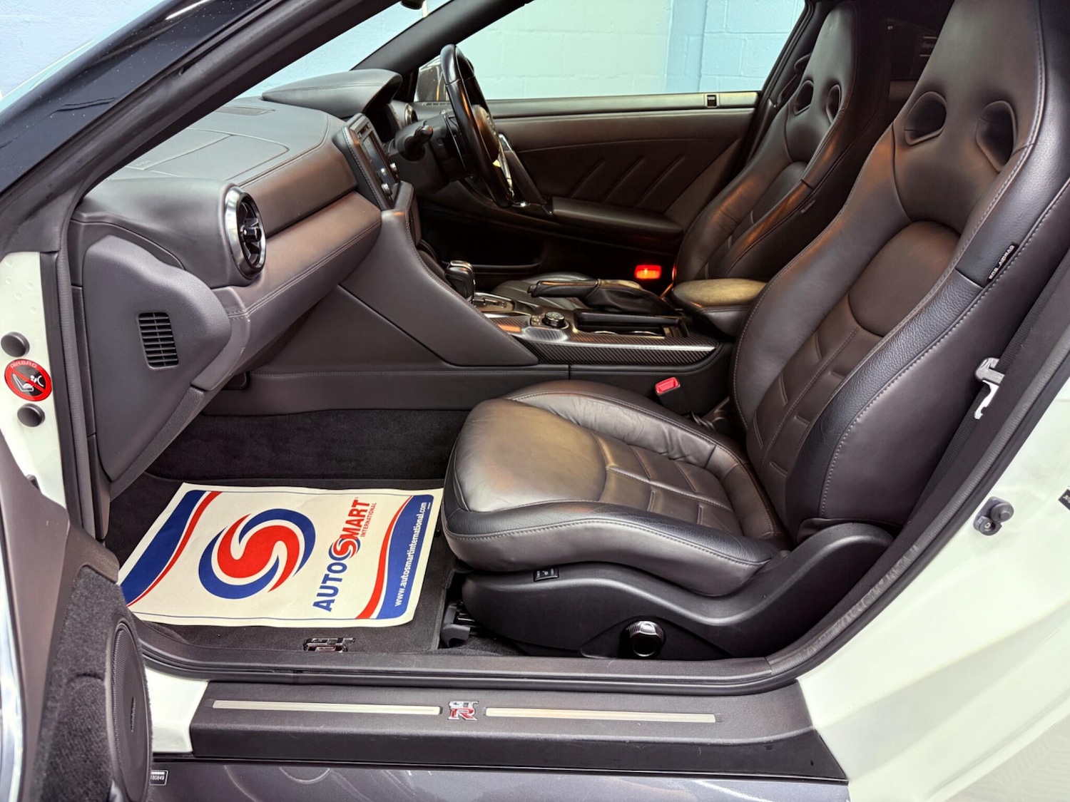 Used Nissan GT-R 2017 for sale - 77646780: Photo 53