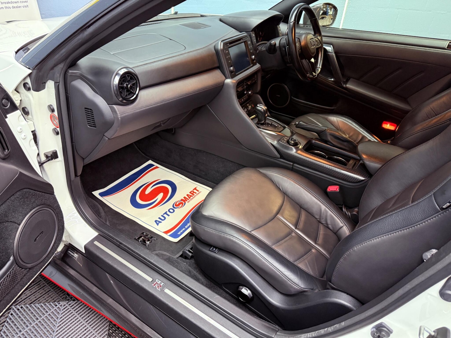 Used Nissan GT-R 2017 for sale - 77646780: Photo 54