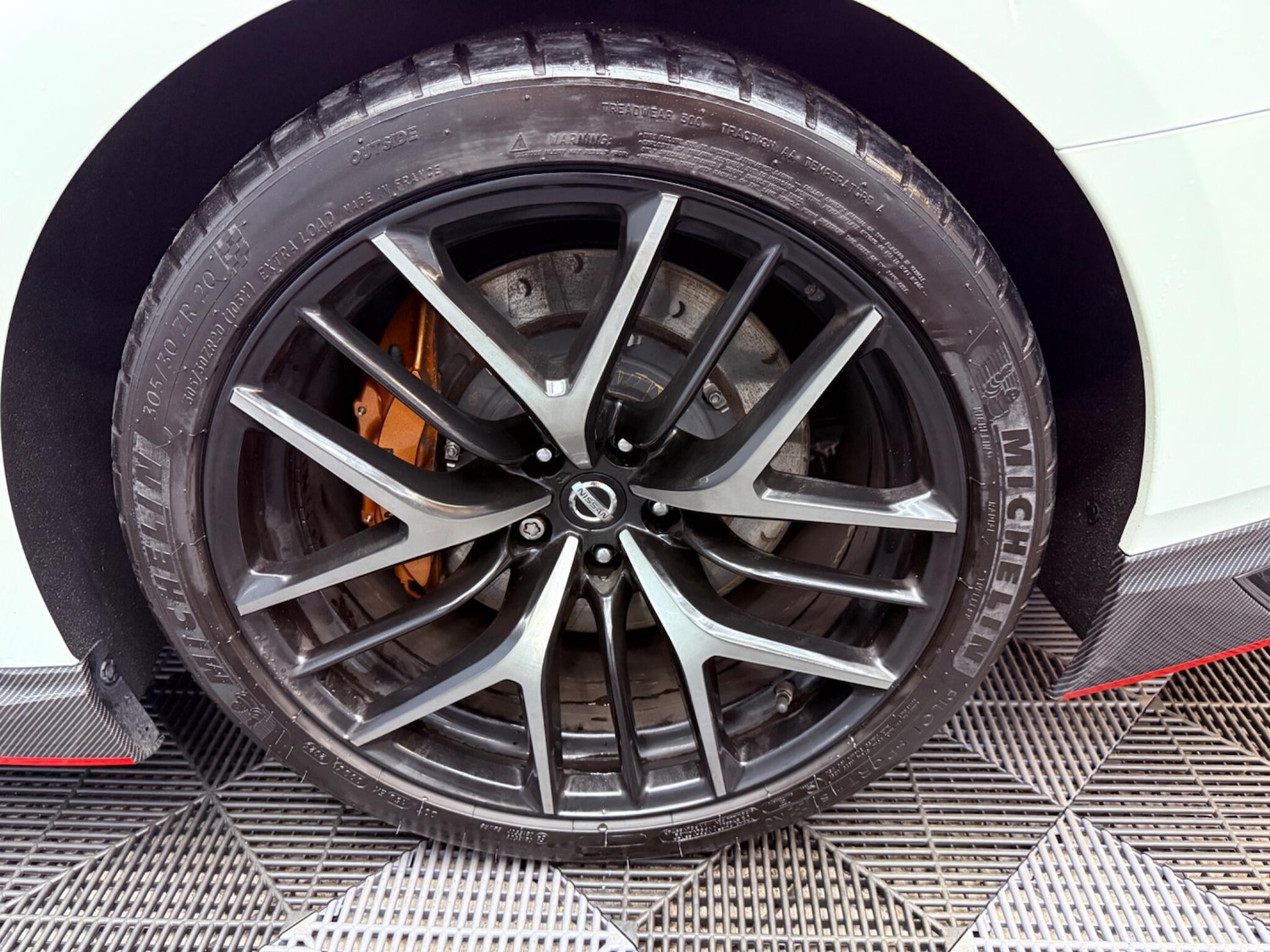 Used Nissan GT-R 2017 for sale - 77646780: Photo 57