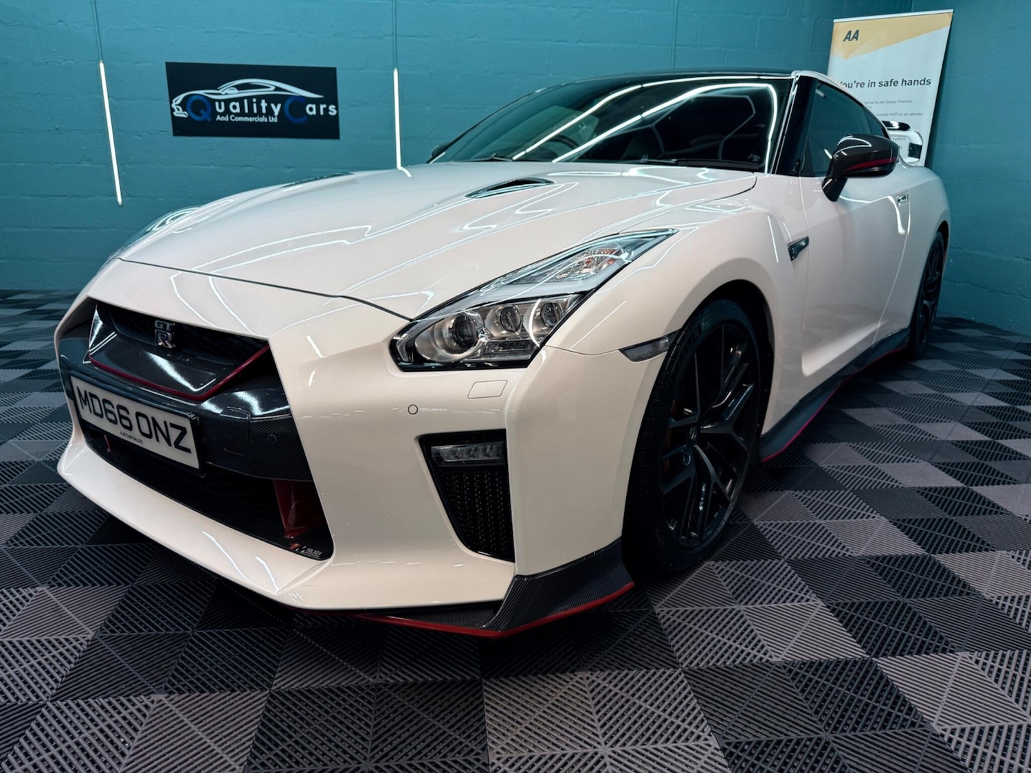 Used Nissan GT-R 2017 for sale - 77646780: Photo 6