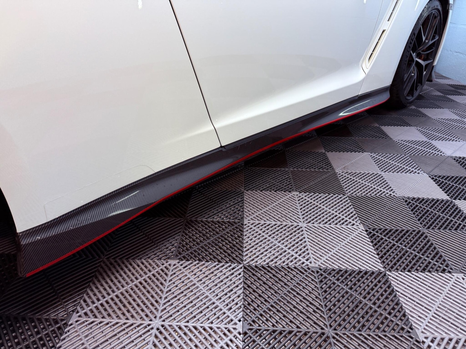 Used Nissan GT-R 2017 for sale - 77646780: Photo 70