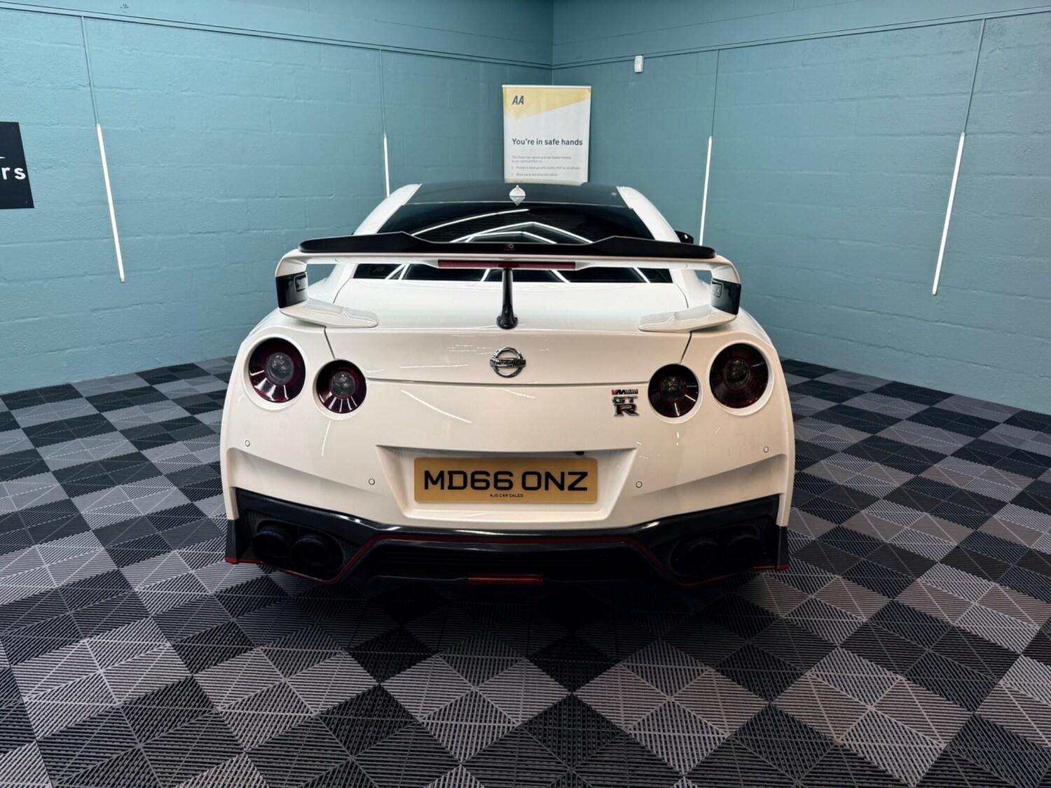 Used Nissan GT-R 2017 for sale - 77646780: Photo 86