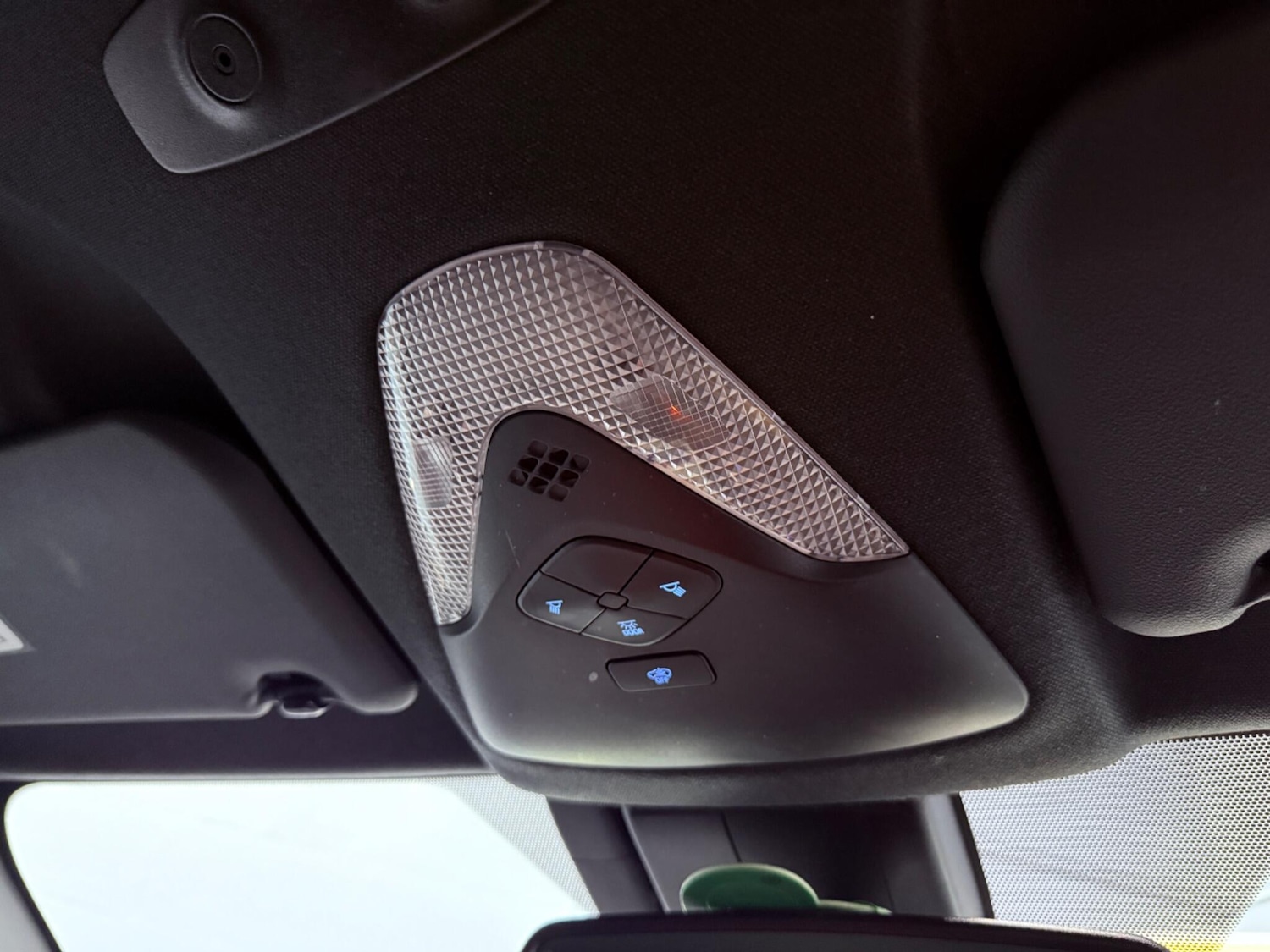 Used Toyota C-HR 2020 for sale - 77344078: Photo 13