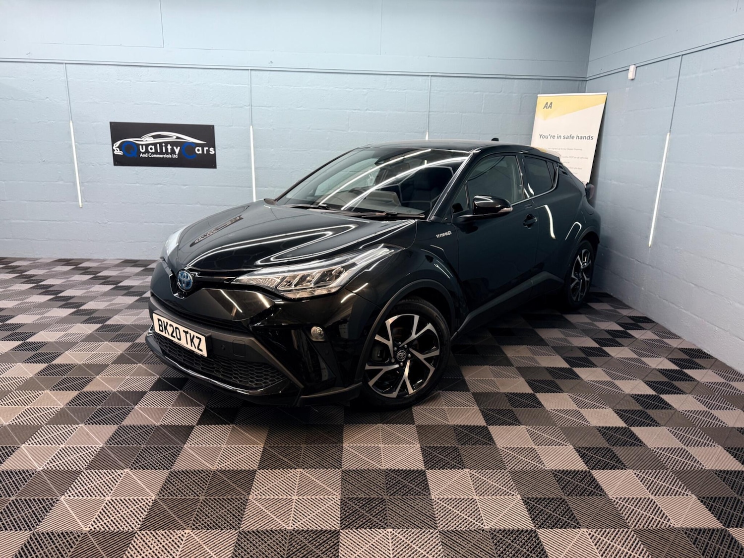 Used Toyota C-HR 2020 for sale - 77344078: Photo 2
