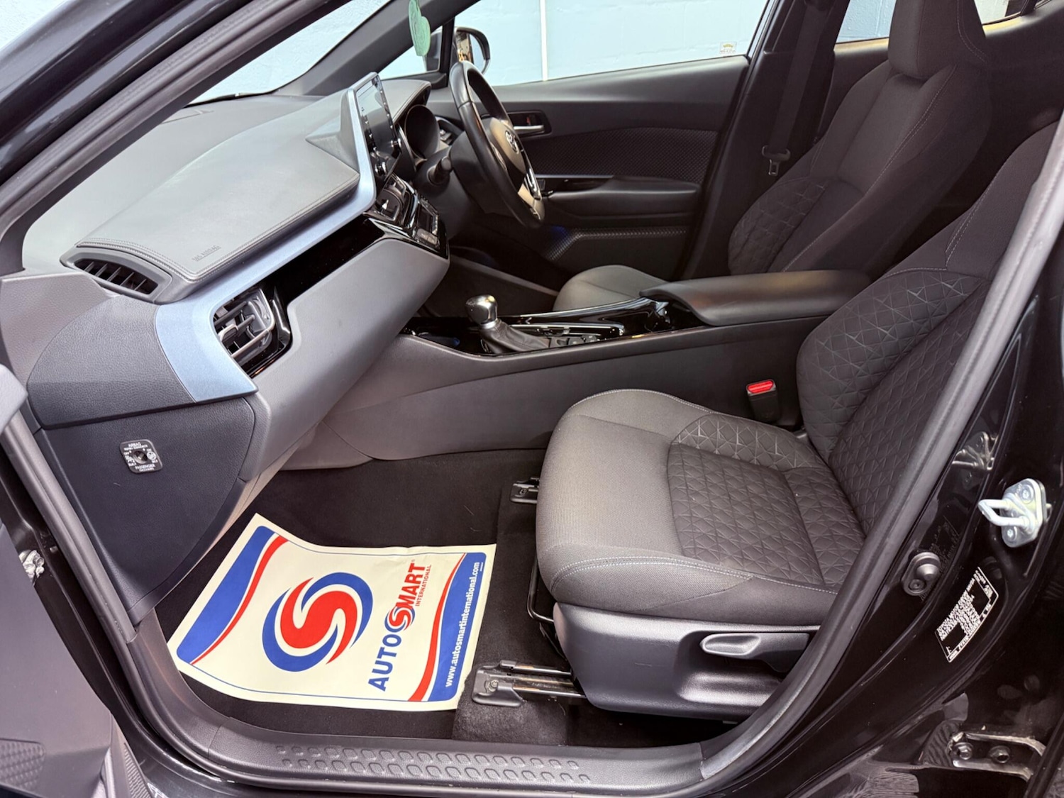 Used Toyota C-HR 2020 for sale - 77344078: Photo 31