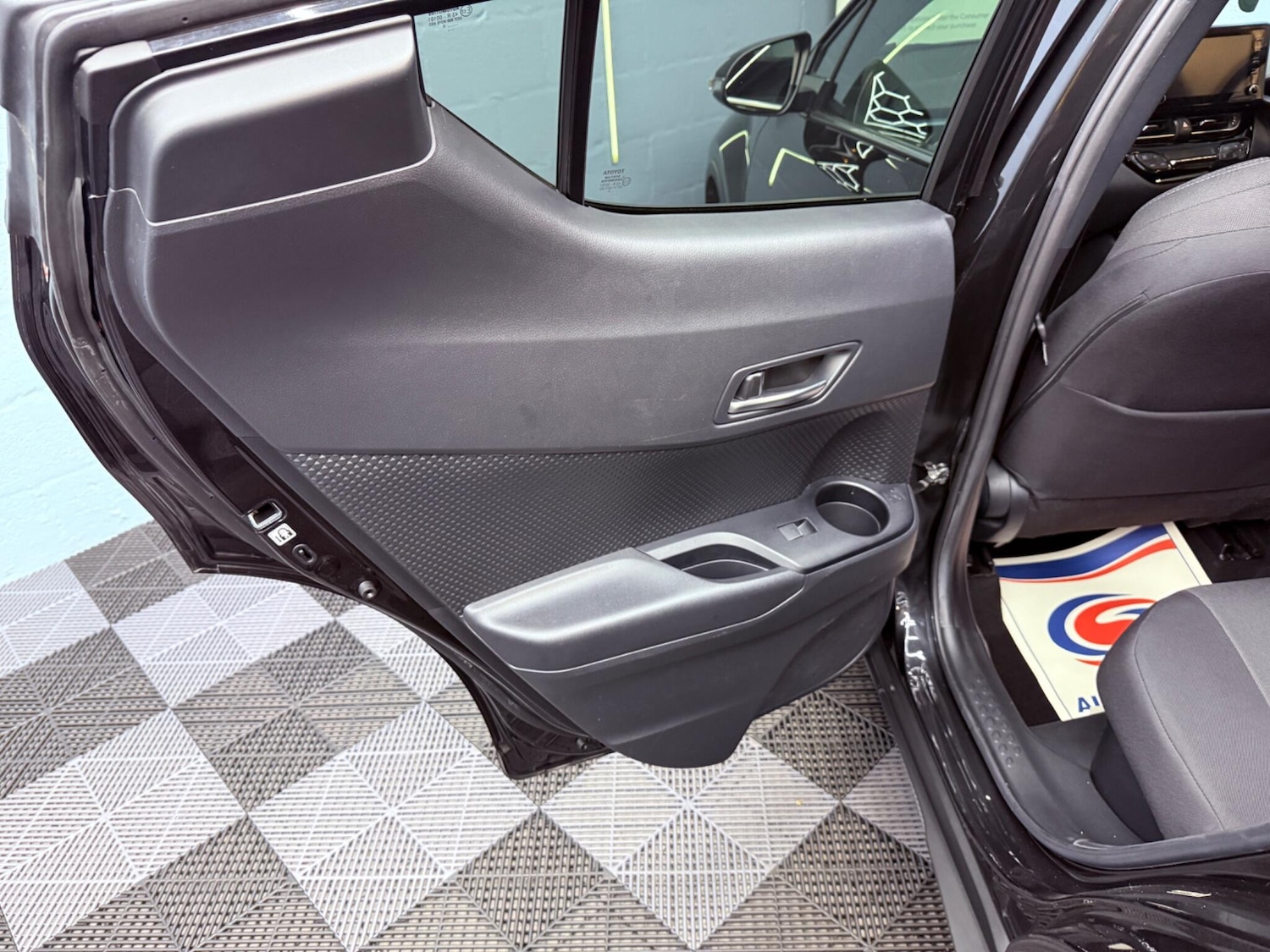 Used Toyota C-HR 2020 for sale - 77344078: Photo 33