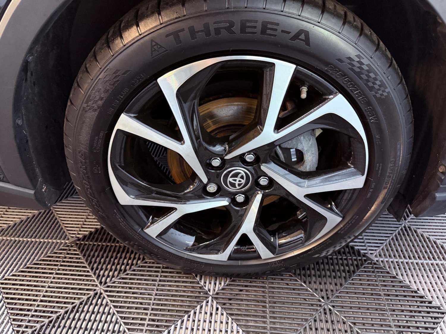 Used Toyota C-HR 2020 for sale - 77344078: Photo 56