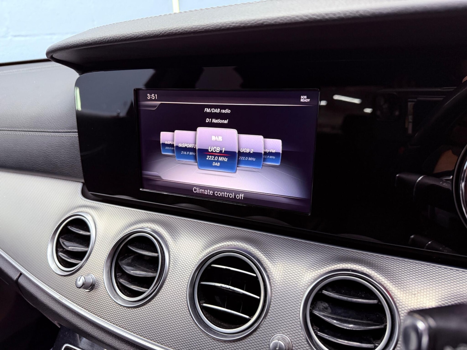 Used Mercedes-Benz E Class for sale - 77101870: Photo 12