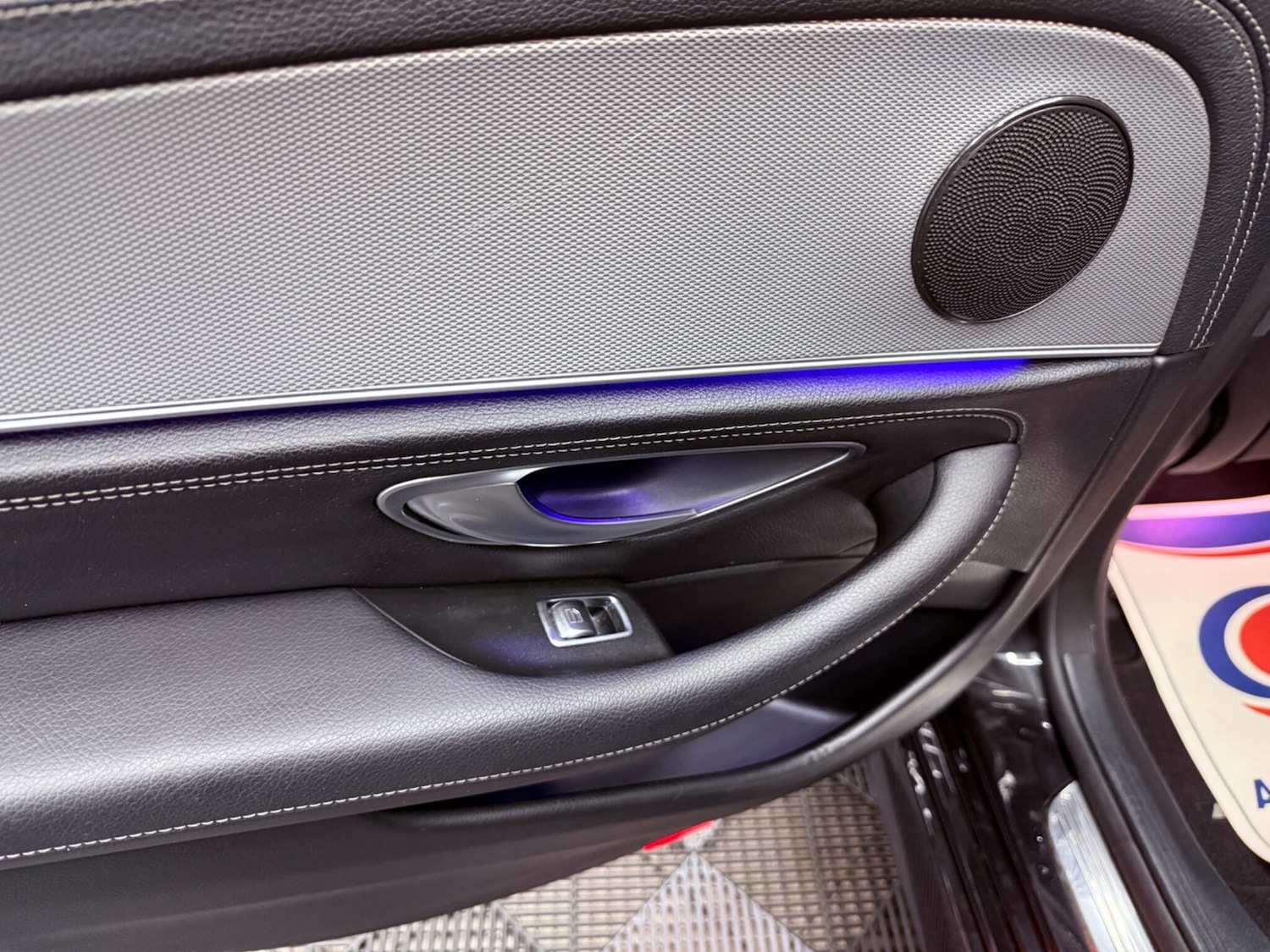 Used Mercedes-Benz E Class for sale - 77101870: Photo 32