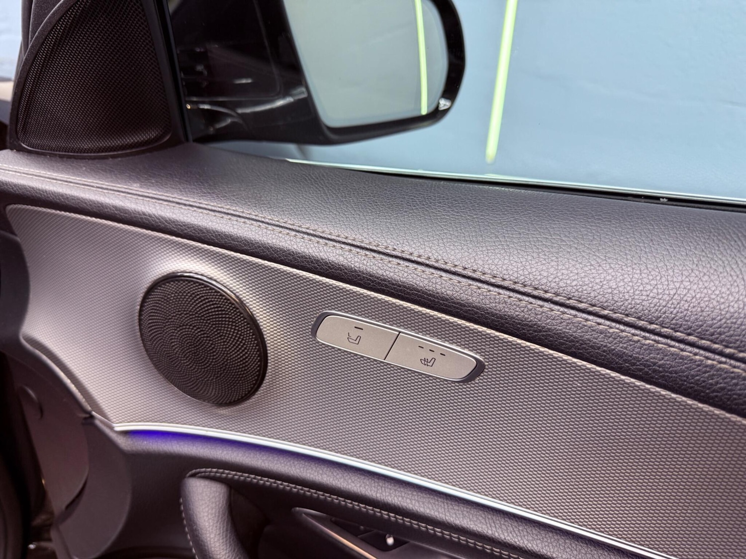 Used Mercedes-Benz E Class for sale - 77101870: Photo 44