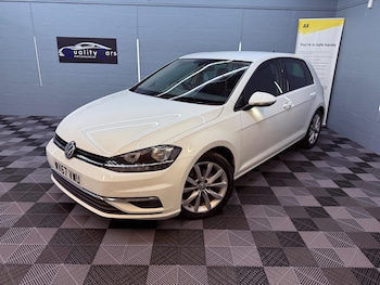 Used Volkswagen Golf 2017 for sale - 75225106: Photo