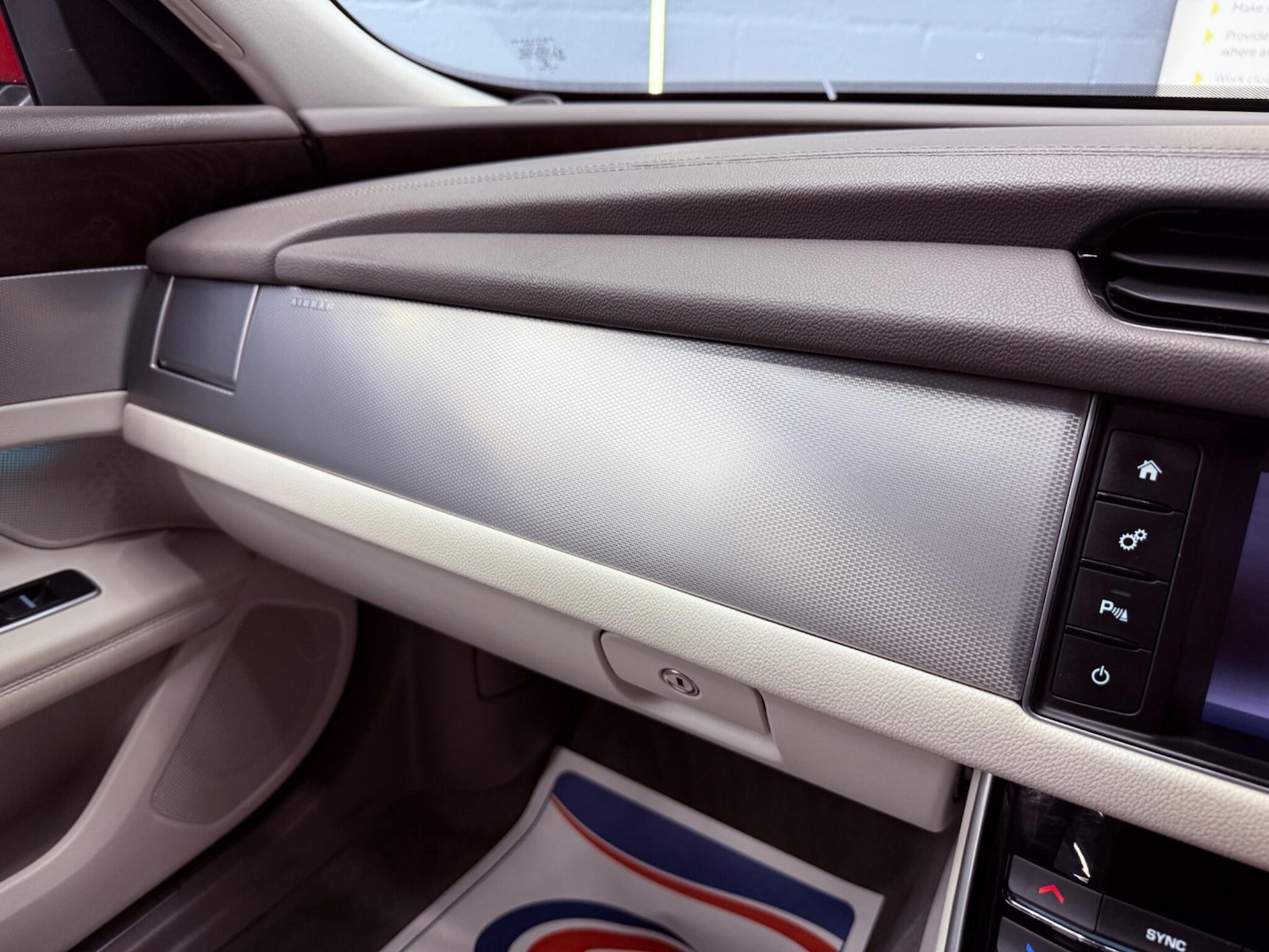 Used Jaguar XF 2017 for sale - 77386962: Photo 16